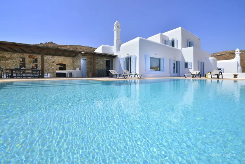 A Traditional Beauty With Panoramic Sea Views