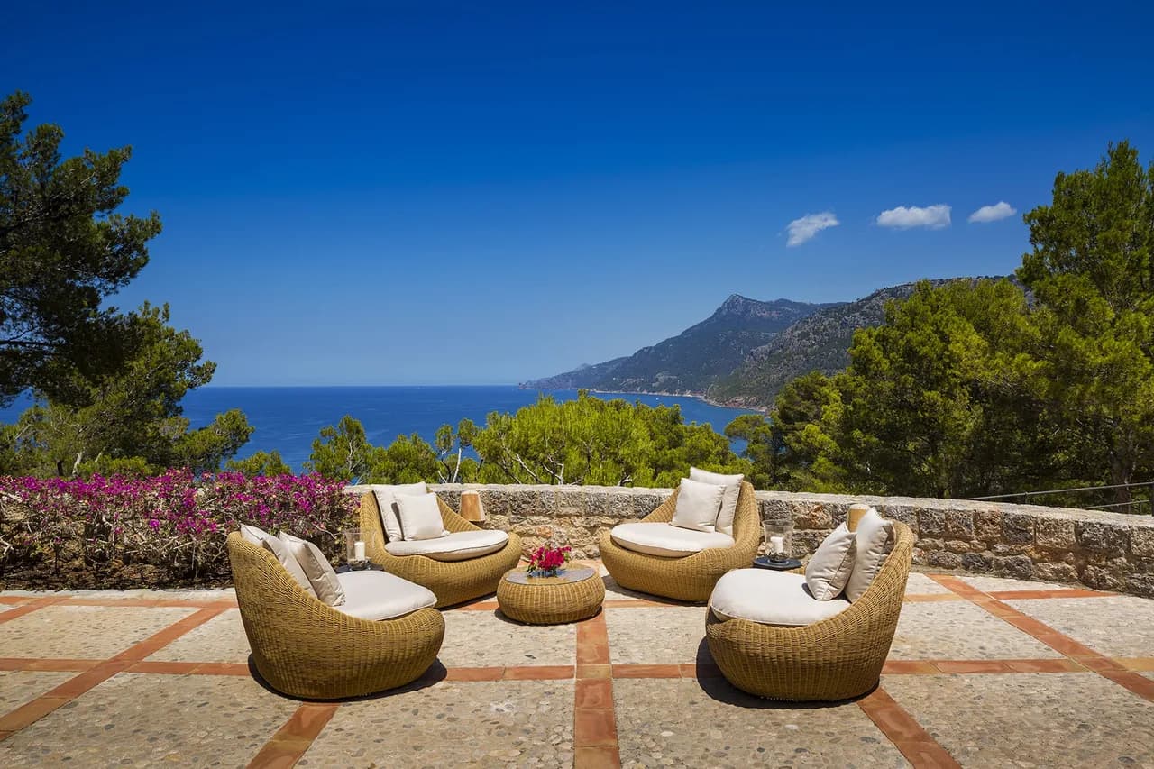 This Five Bedroom Villa is Located Along a Track Above the Coastline in Banyalbufar photo 4