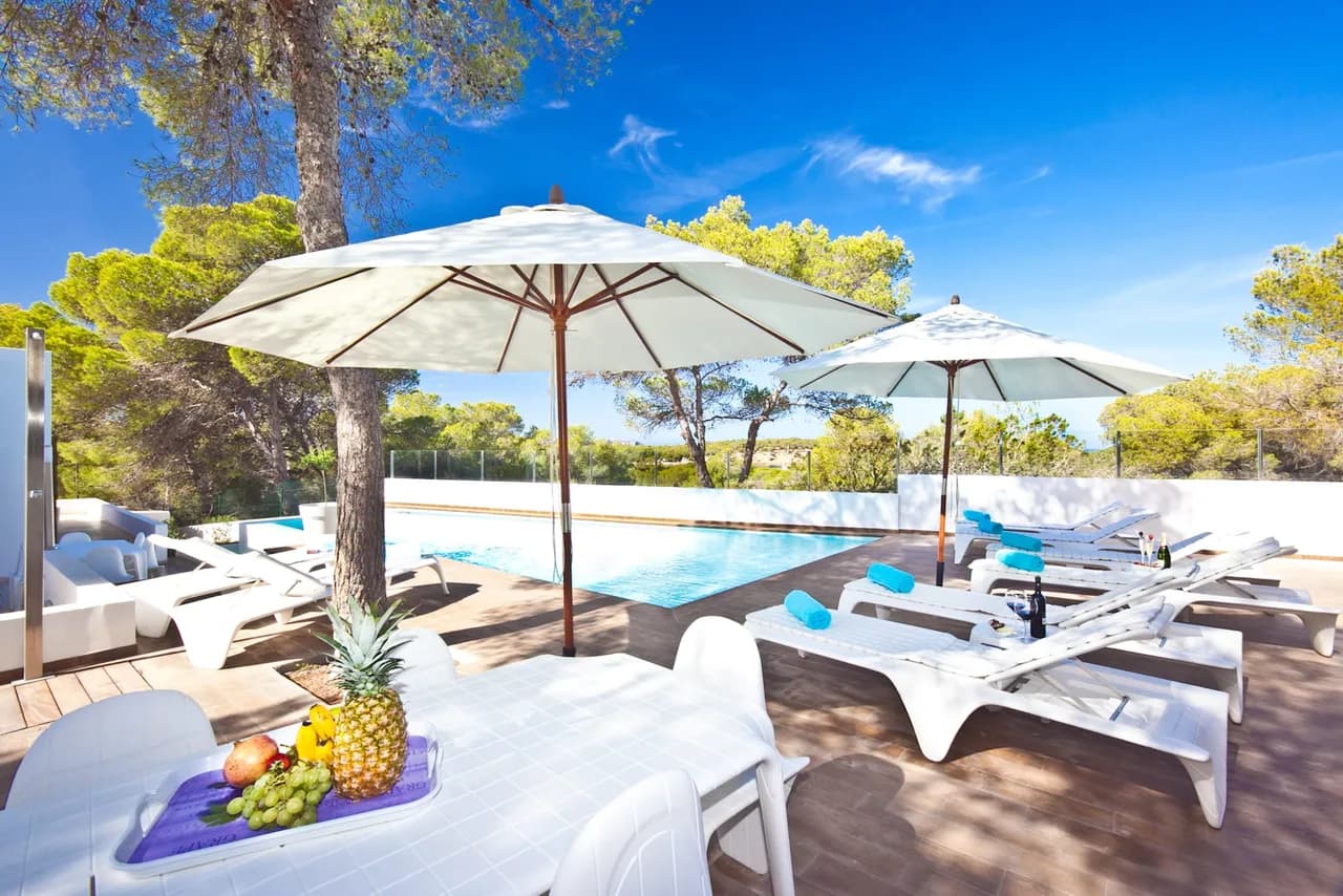 Idyllic beachfront property, just 100 metres from the golden sands of Cala Bassa photo 5