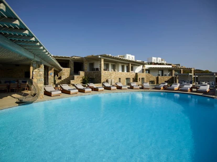 Modern Delightful Villa with Infinity Pool