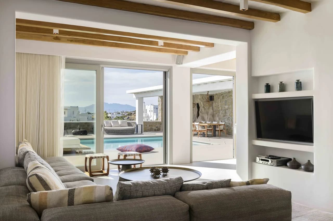 New Dream Villa Surrounded by Peaceful Sea photo 3