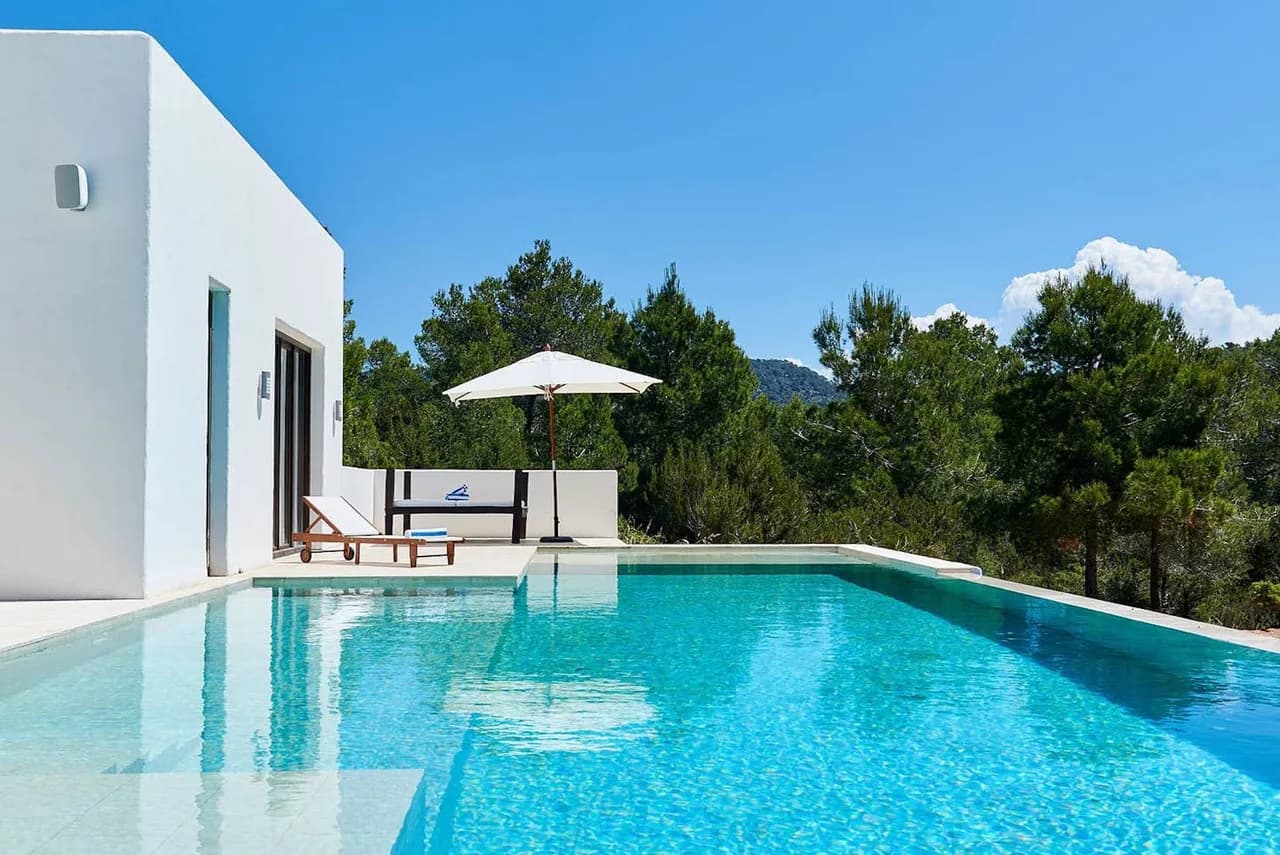 An exclusive luxury property, offering wonderful views onto Sa Talaia, Ibiza's highest mountain photo 3