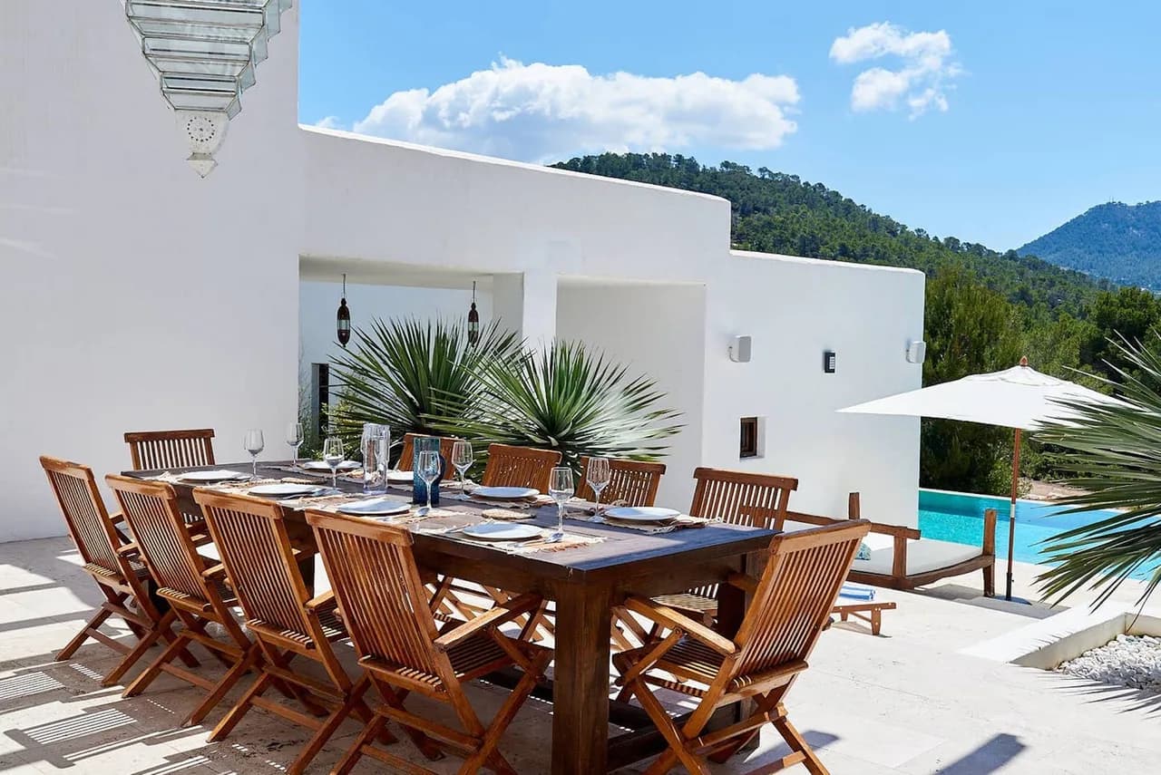 An exclusive luxury property, offering wonderful views onto Sa Talaia, Ibiza's highest mountain photo 5