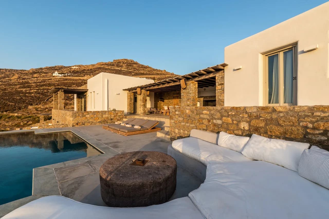 Charming Property in a Secluded Location, Close to the Fabulous Ftelia Beach photo 2
