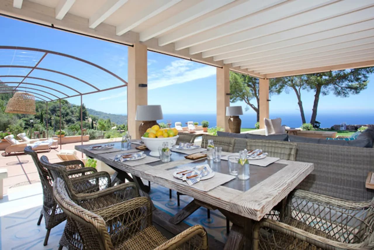 Designer's Gem With a Private Swimming Pool on the Outskirts of Deia photo 5