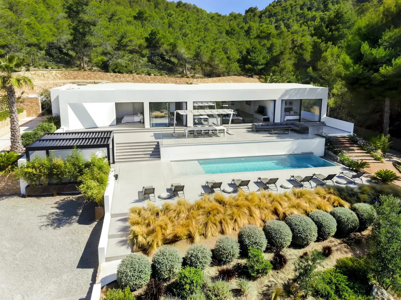 Sleek, modern property with breathtaking sea views