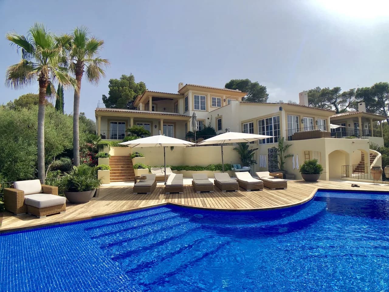 Spectacular 6-bedroom Sea View Villa in a Prestigious Location - Minutes Away From Port Andratx photo 2