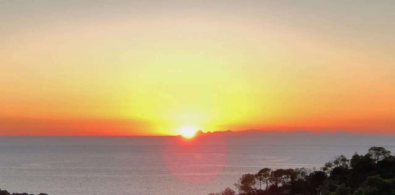 A BRIGHT FAMILY-FRIENDLY PROPERTY PERCHED ON THE HILLSIDE ABOVE CALA VADELLA photo 4