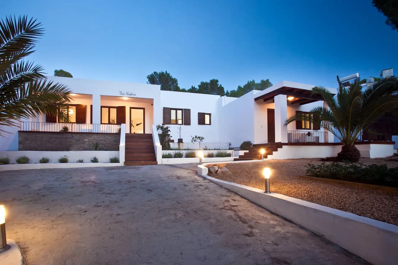 Idyllic Beachfront Property, Just 100 Metres From the Golden Sands of Cala Bassa photo 5