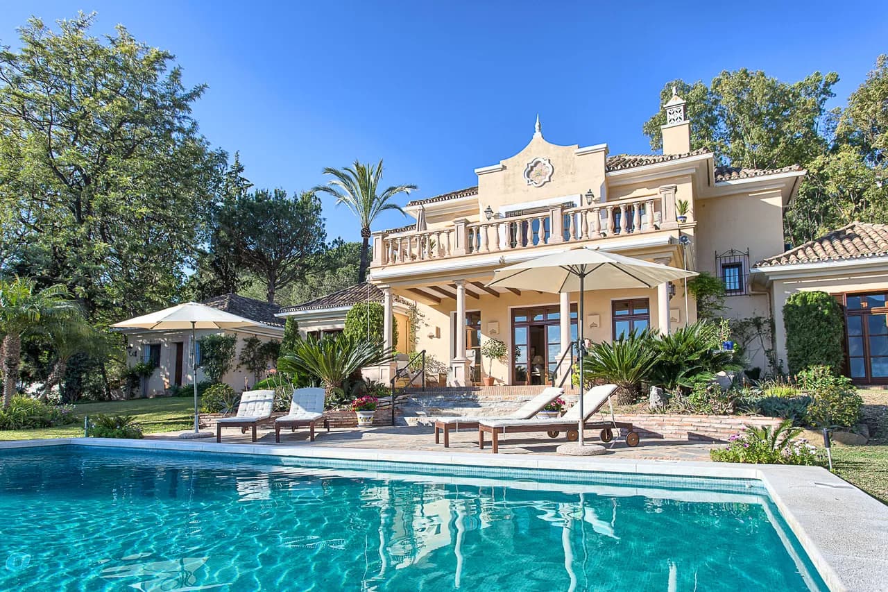 Relaxing Traditional Villa with Sauna and Pleasant Ambience