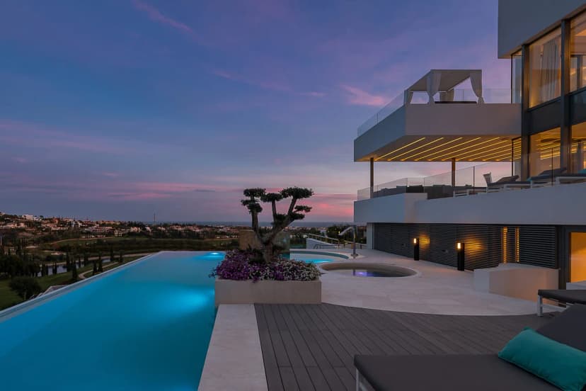 Charming Luxury Villa With Breathtaking Views of the Mediterranean Sea