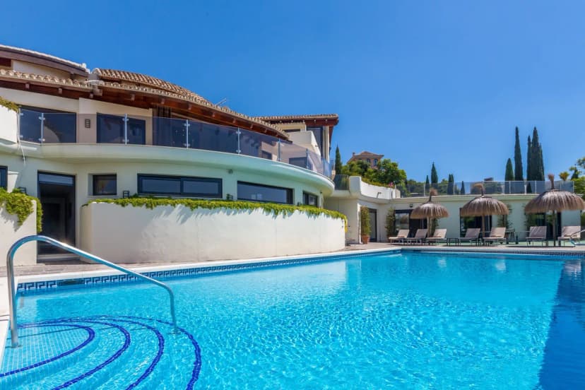 Ultimate Sophisticated Villa With Sauna and Jacuzzi