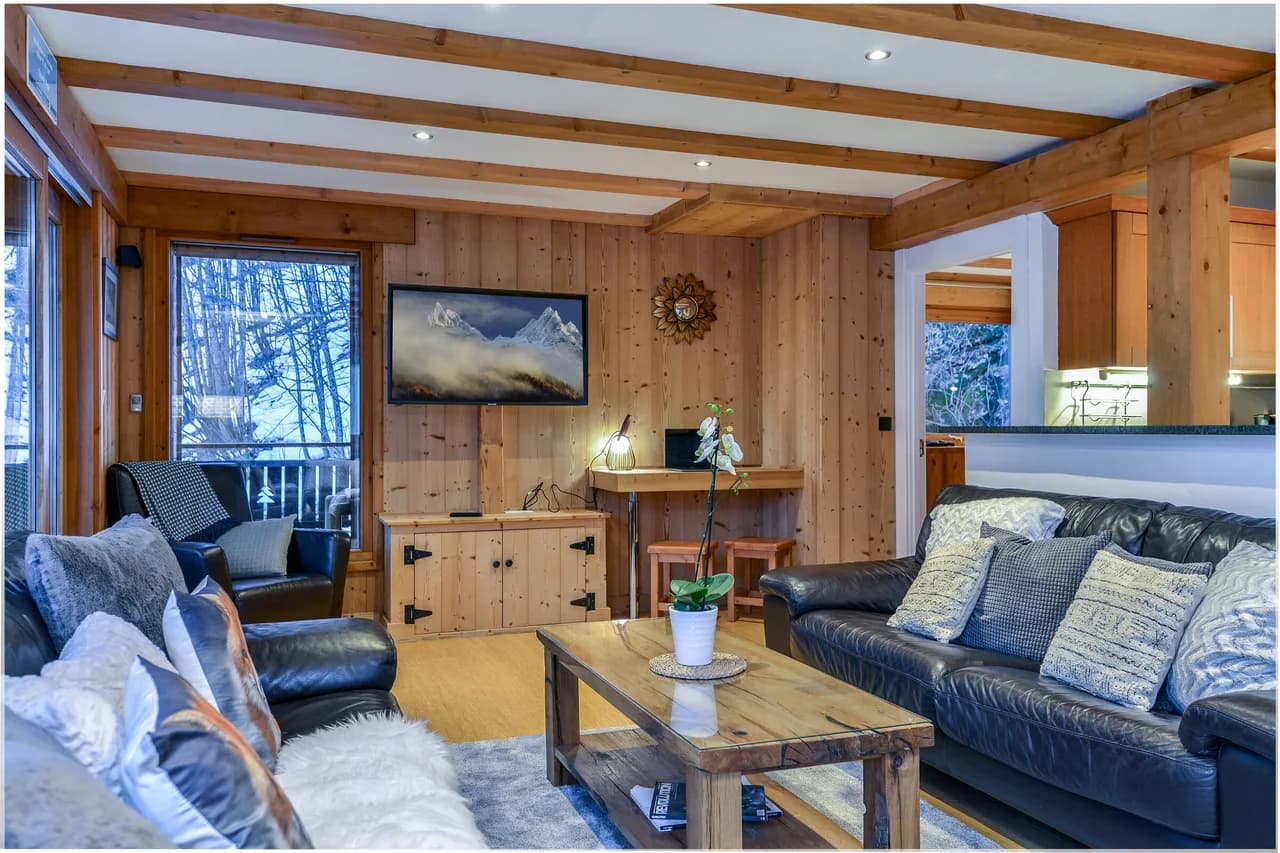 Woodland Exceptional Chalet with Luxurious Furniture photo 3