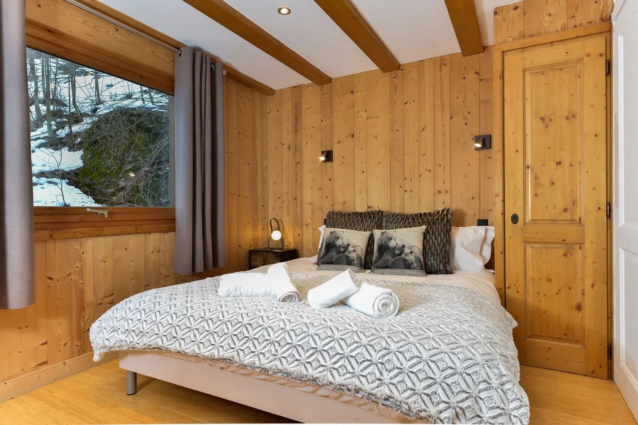 Woodland Exceptional Chalet with Luxurious Furniture photo 4