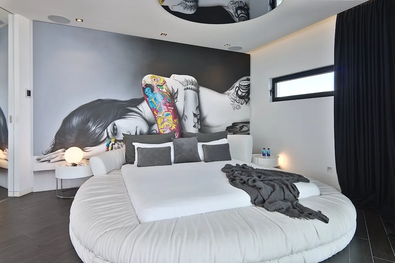 Striking Ibizan Villa Perched on a Clifftop Near San José photo 4