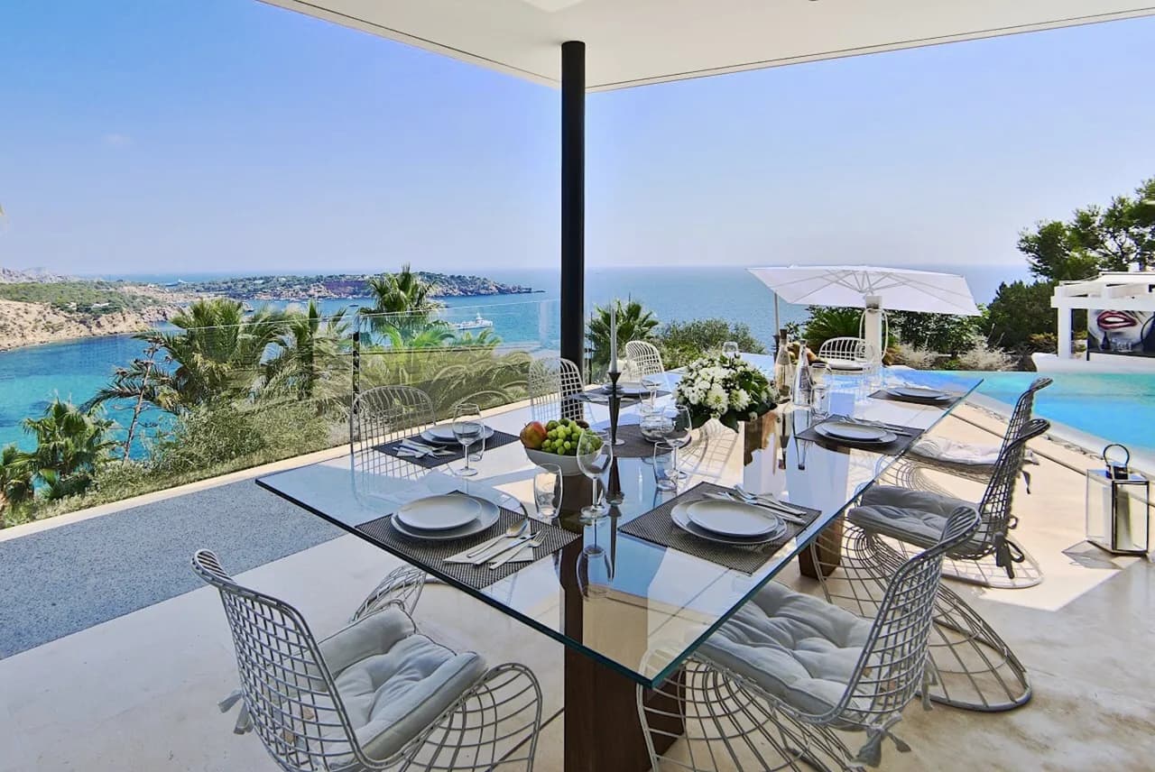 Striking Ibizan Villa Perched on a Clifftop Near San José photo 5