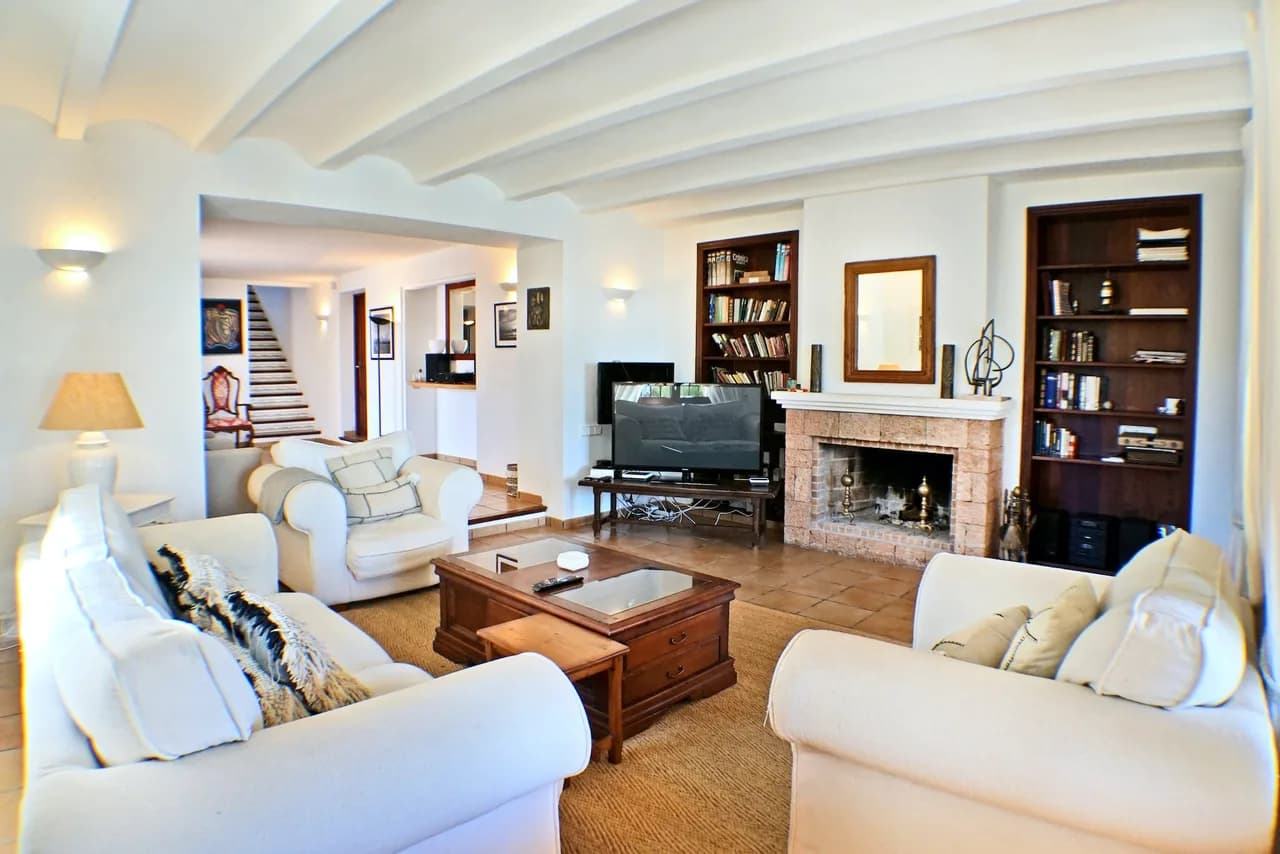 Charming rural house in ES Cubells, with views of the countryside and sea photo 2