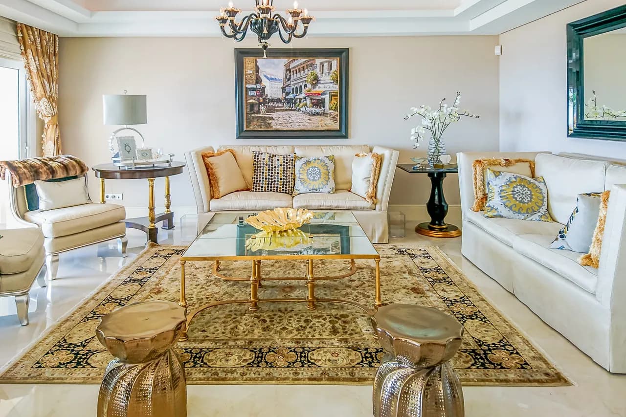 Holiday Villa Overlooking Expansive Beaches of Marbella photo 2