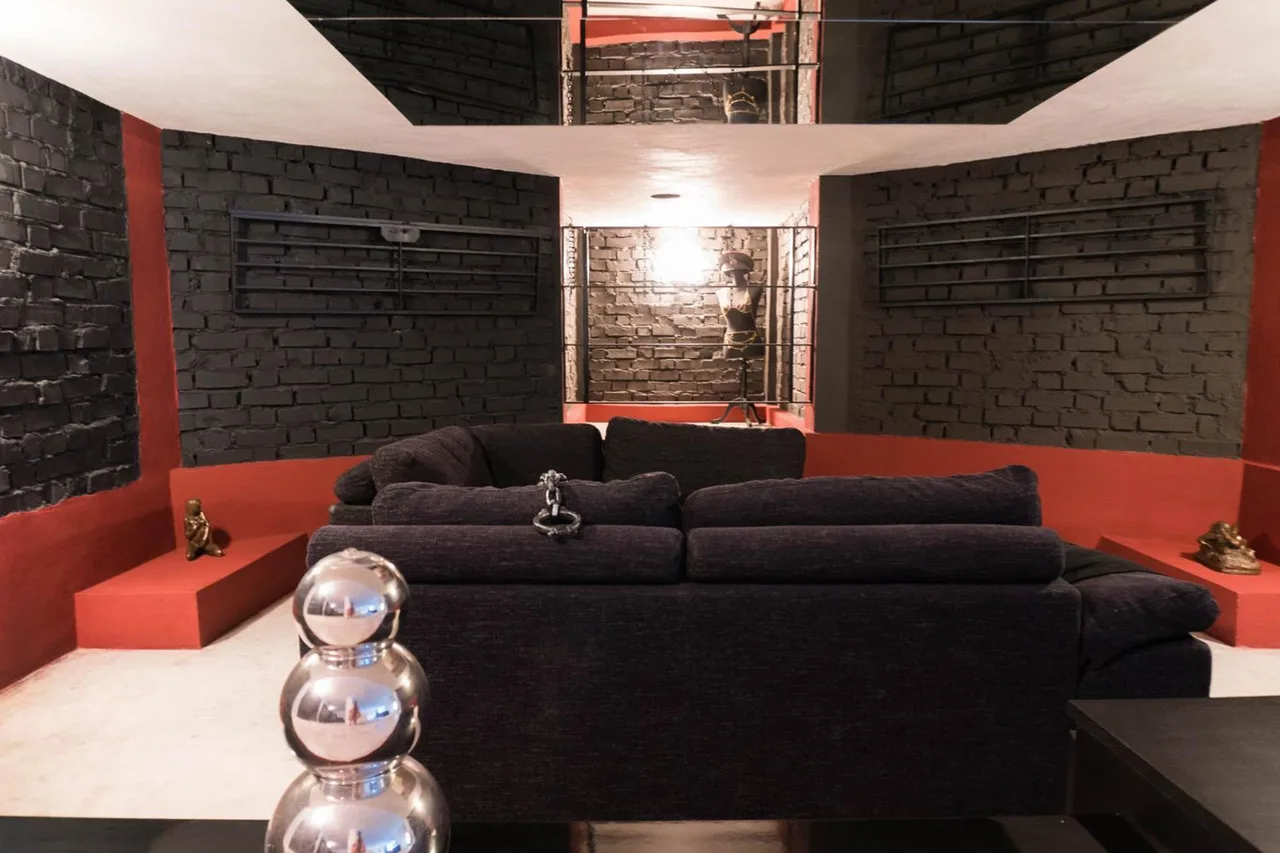 High-end Elegant Villa with Stylish Private Pool photo 2