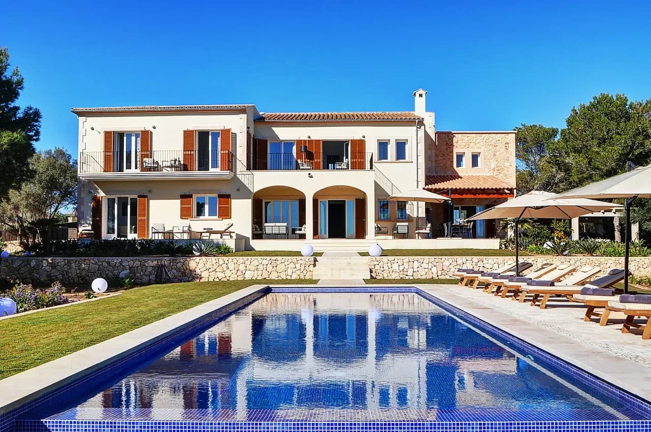 Exclusive peaceful oasis on the East side of the Island
