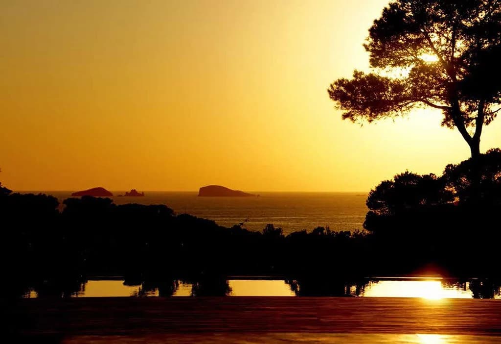 Utterly Gorgeous Ibizan Holiday Home in Glorious West-coast Location photo 2