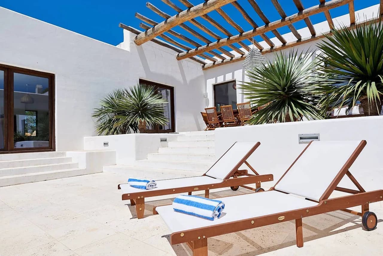 An Exclusive Luxury Property, offering Wonderful Views onto Sa Talaia, Ibiza's highest Mountain photo 4