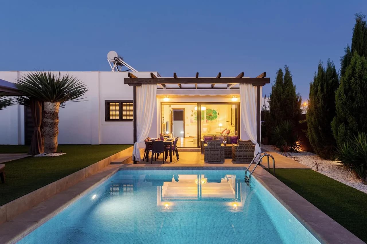 Contemporary Comfort in Ibiza Paradise photo 2