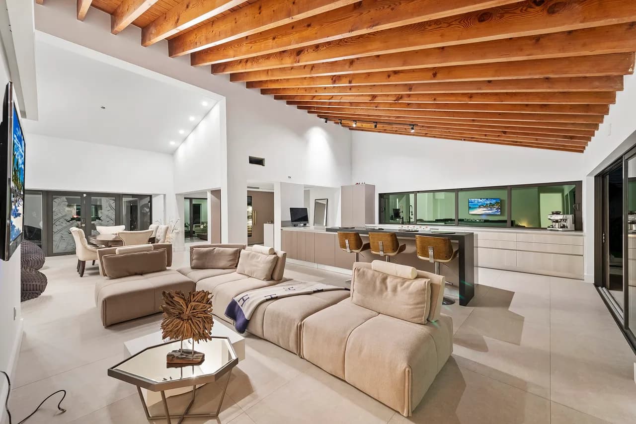 Newly Renovated Waterfront Oasis with a Private Sauna photo 2