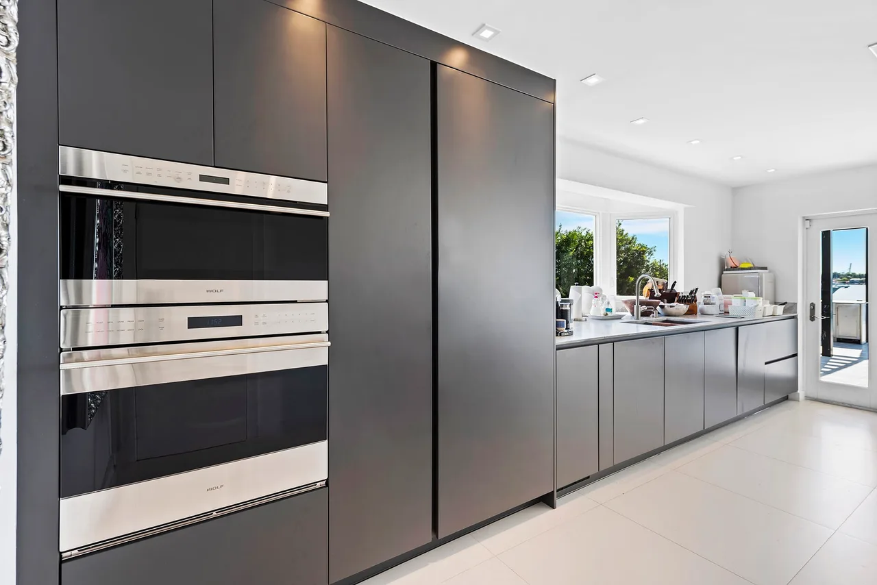 Spectacular Villa with Most Amazing Views of Downtown Miami photo 2