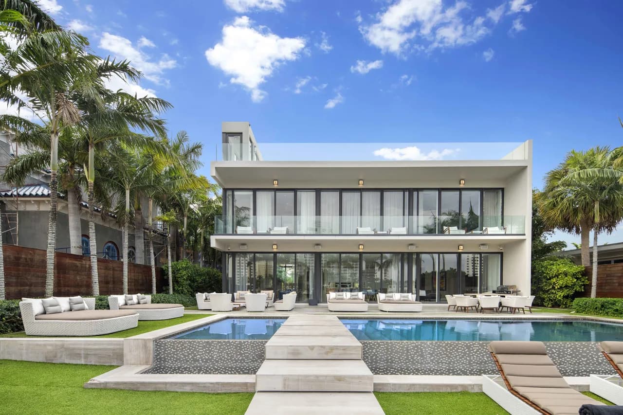 Well Located Modern Mansion with Lush Landscaping
