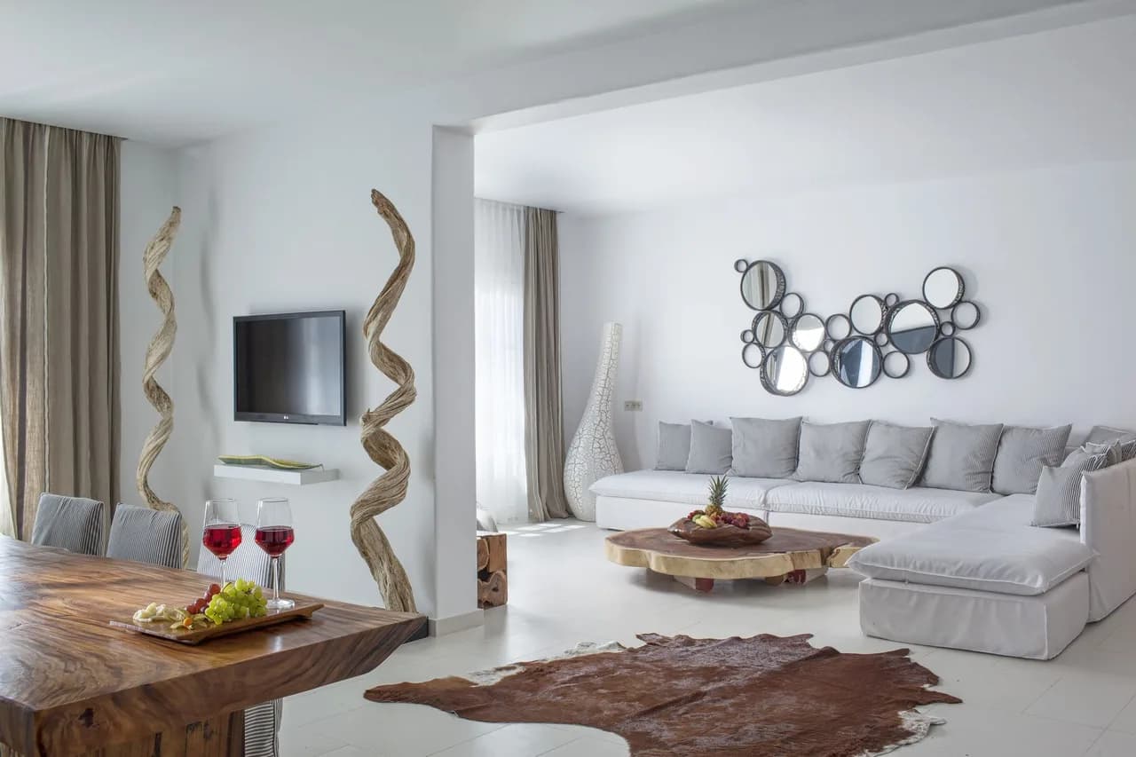 LUXURIOUS PARADISE OVERLOOKING THE PRISTINE WATERS OF ELIA BEACH photo 3