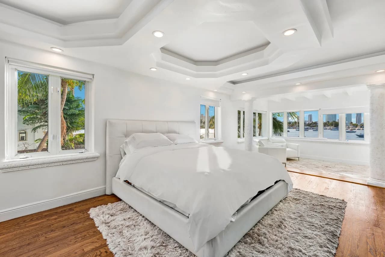 Spacious 2 Story Villa With Heated Pool And Skyline Views photo 4