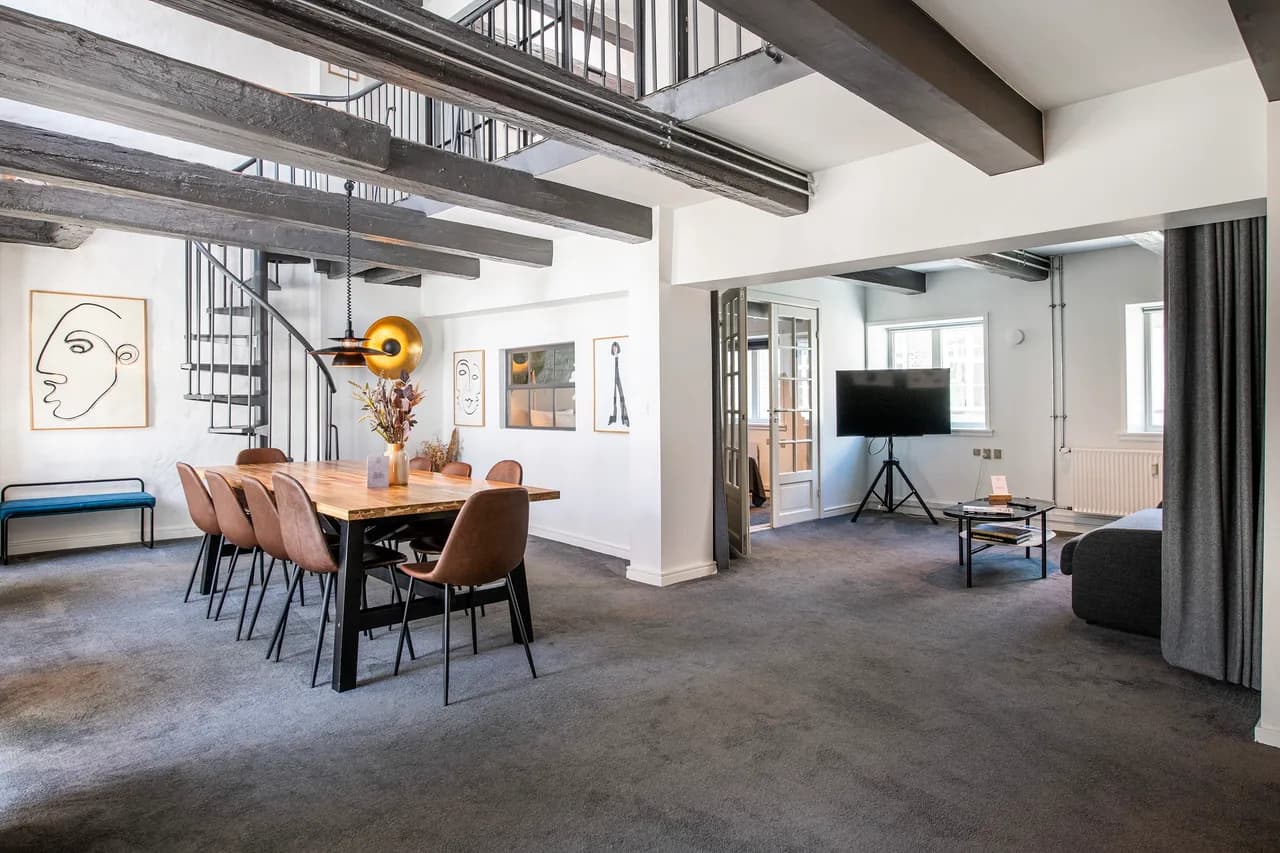 Luxurious Three Bedroom Penthouse in Copenhagen