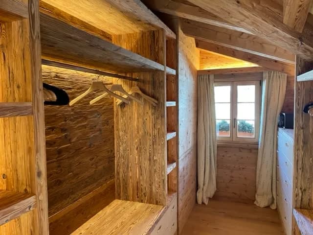 Beautifully Enveloped Romantic Chalet photo 5