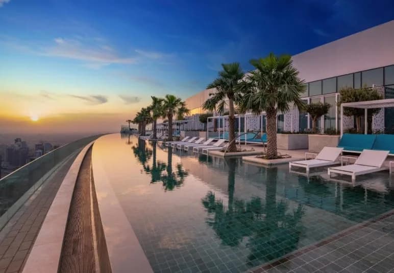 4BR Luxurious Residence overlooking The Dubai Eye photo 2