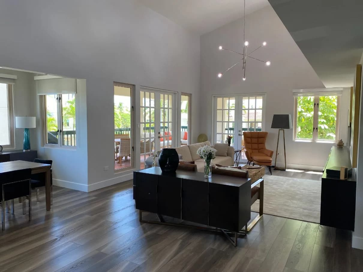 Elegant 2BR Villa Nestled in The Heart of Lakeside Villas photo 2