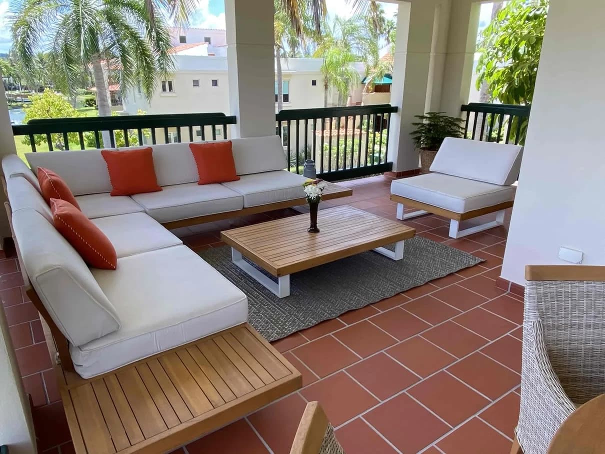 Elegant 2BR Villa Nestled in The Heart of Lakeside Villas photo 5