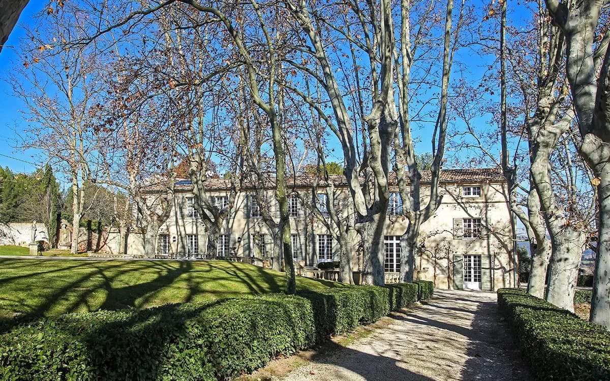 LUXURY 18TH CENTURY VILLA IN AIX EN PROVENCE photo 3