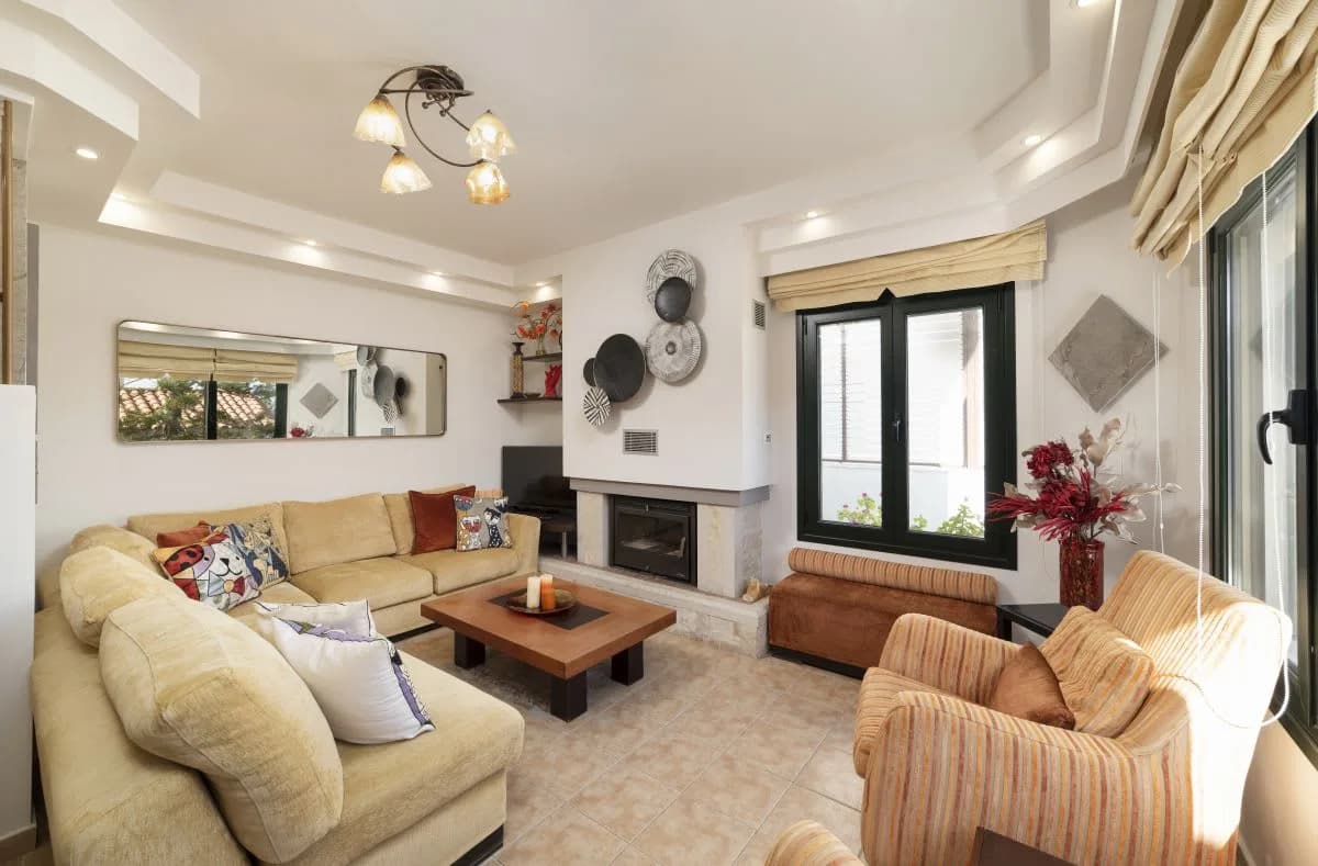 Quality 5br Villa Within 100m From Beach photo 3