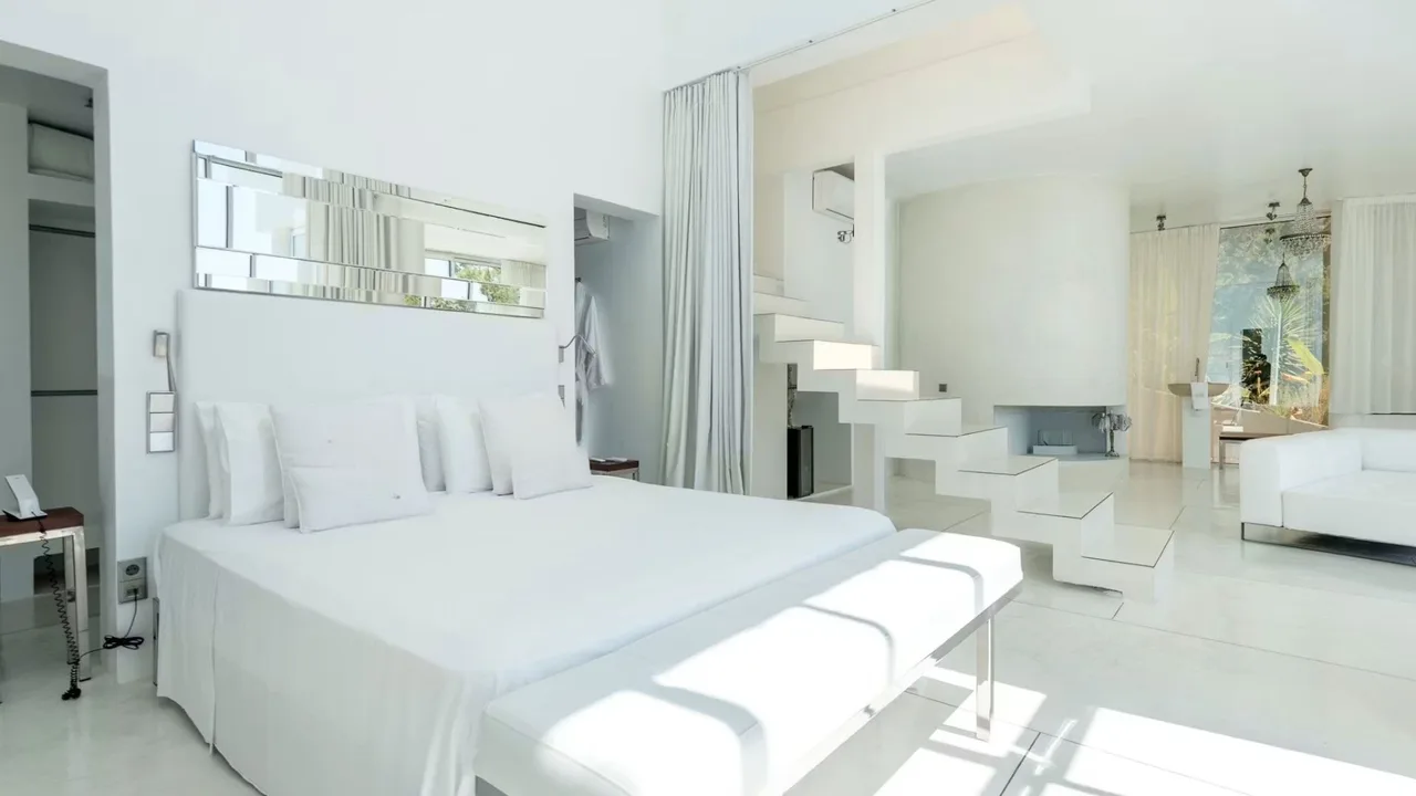 SPECTACULAR VILLA WITH INCREDIBLE VIEWS OF THE OLD TOWN photo 2