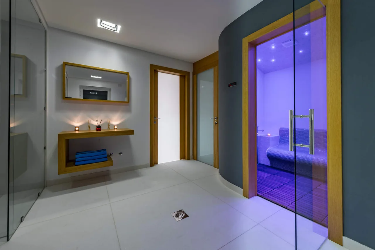 EXQUISITE SEAFRONT VILLA photo 3