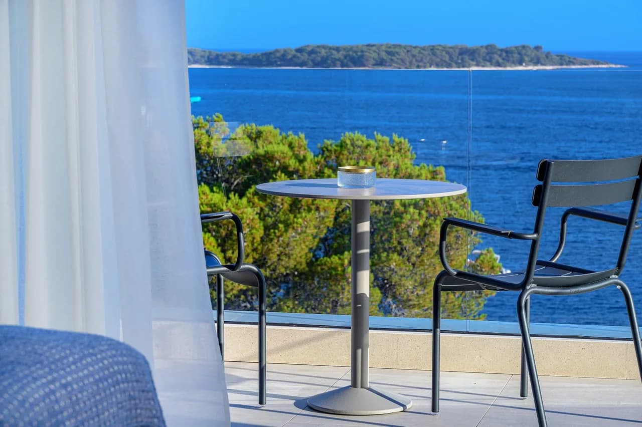 LUXURIOUS SEA SIDE VILLA IN SPLIT photo 2