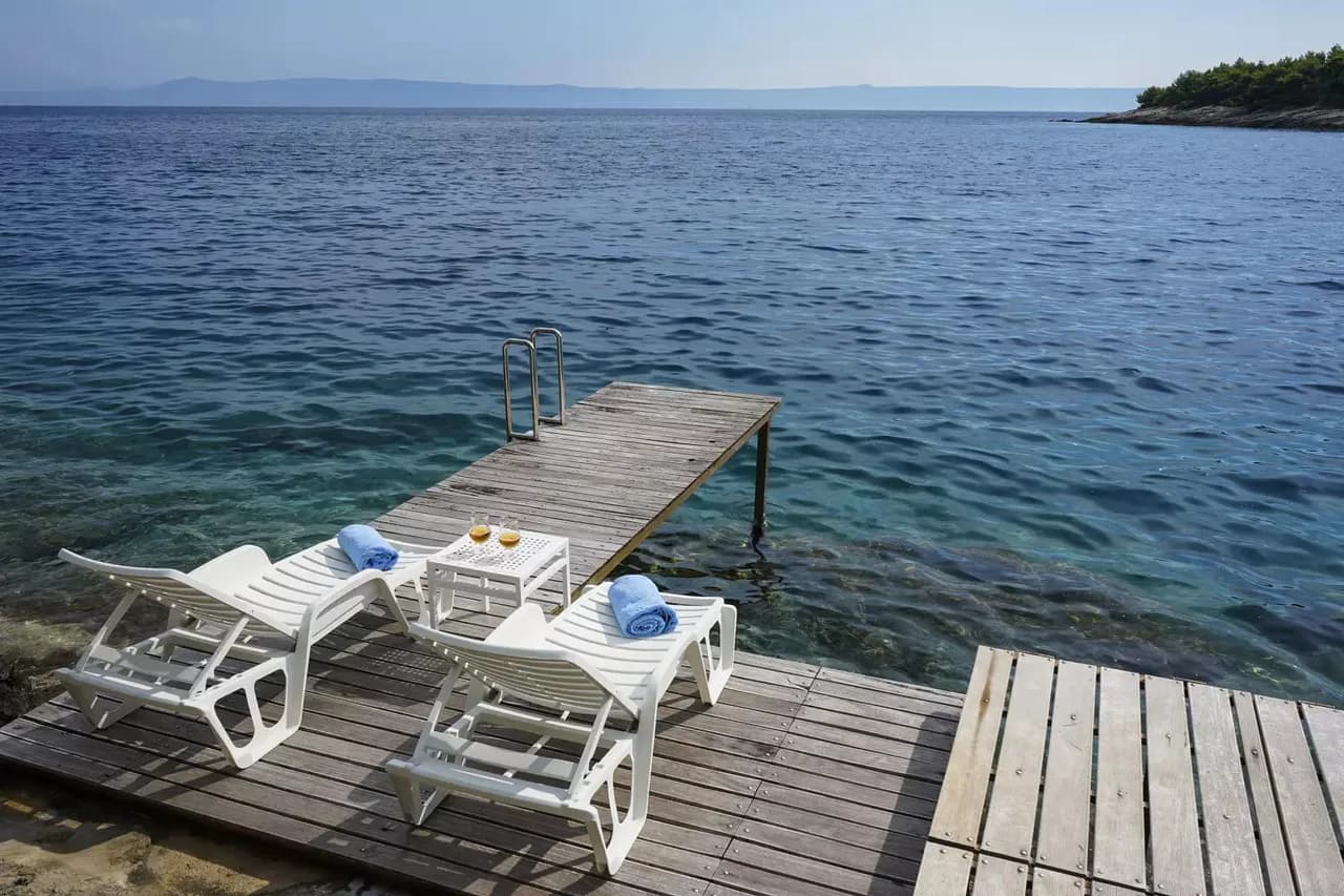 BREATHTAKING LUXURY VILLA WITH HEATED POOL