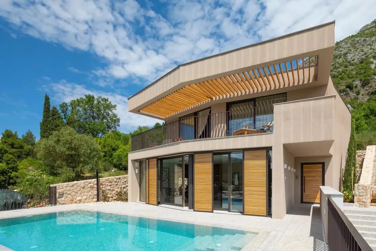 LUXURY VILLA WITH BEAUTIFUL POOL AND MOUNTAIN VIEW photo 2