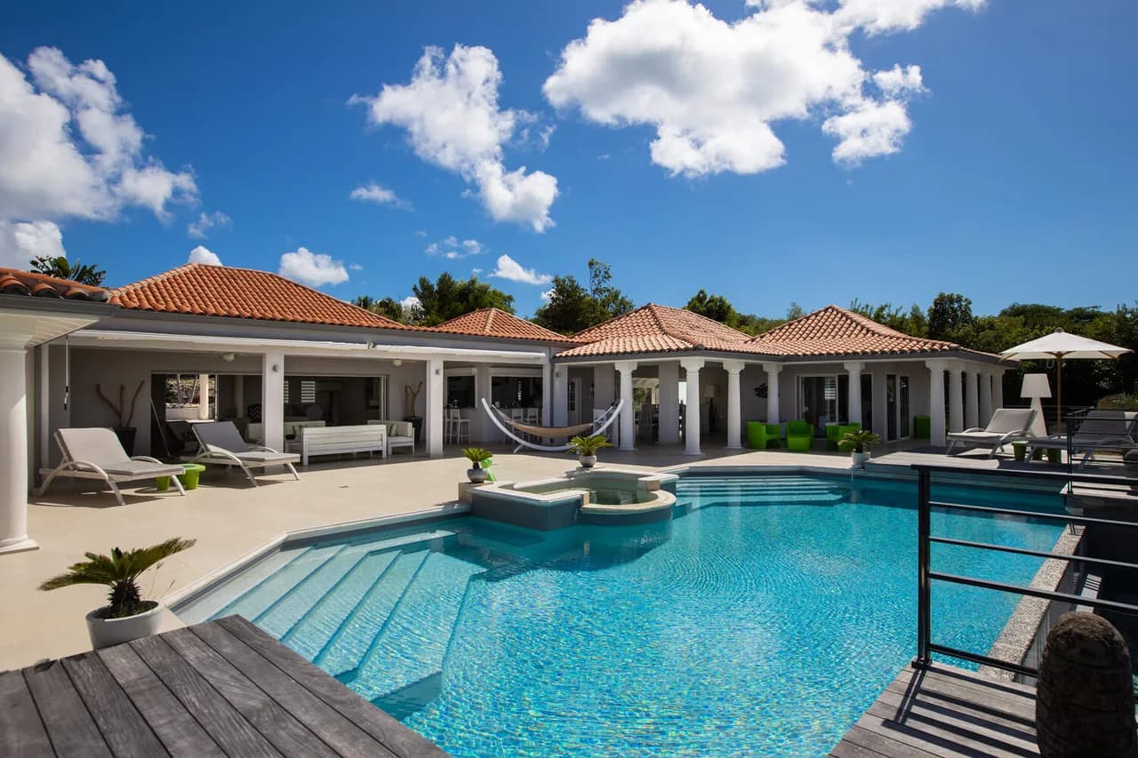 PANORAMIC VILLA WITH INFINITY POOL photo 2