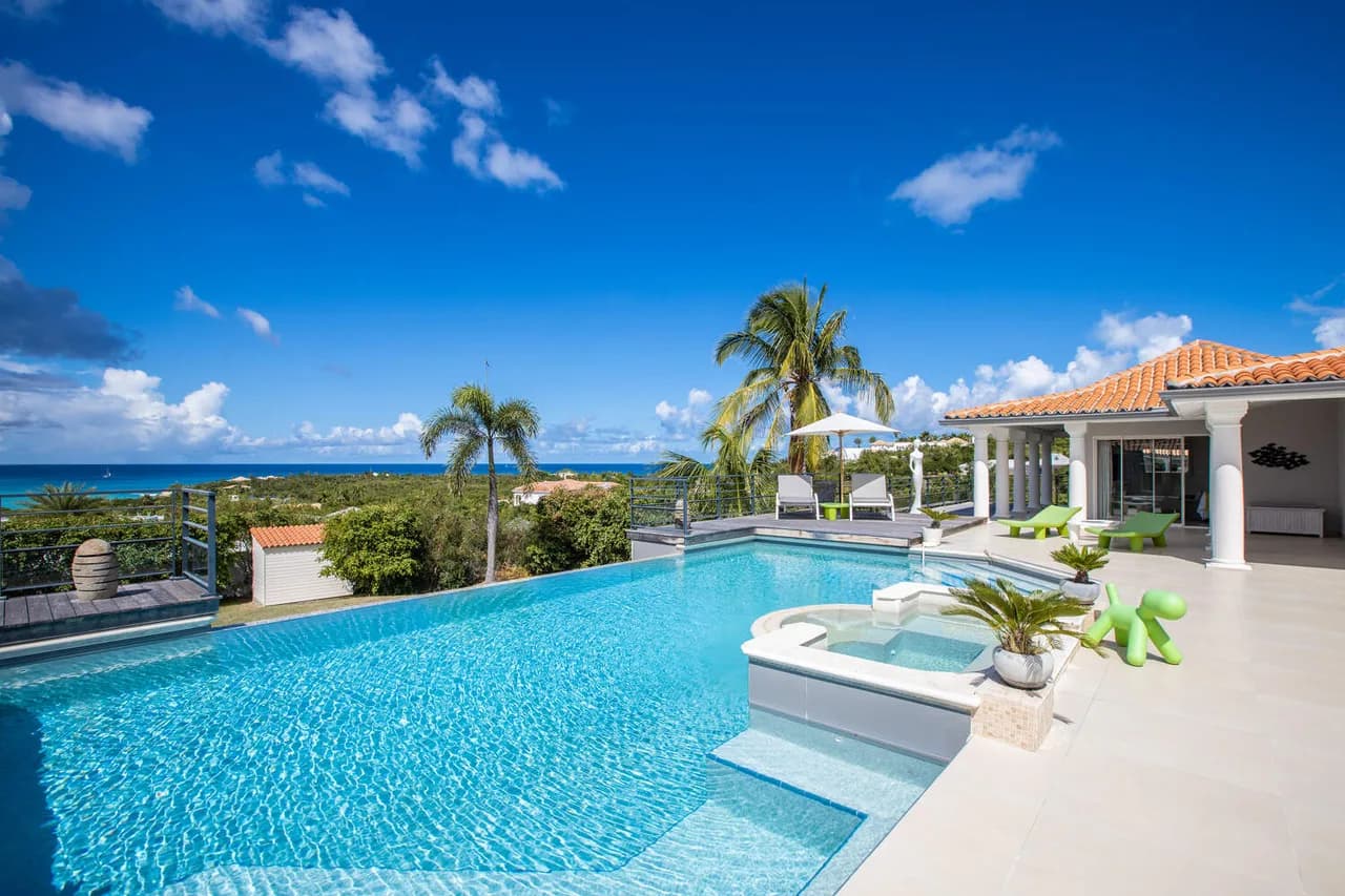 PANORAMIC VILLA WITH INFINITY POOL photo 4
