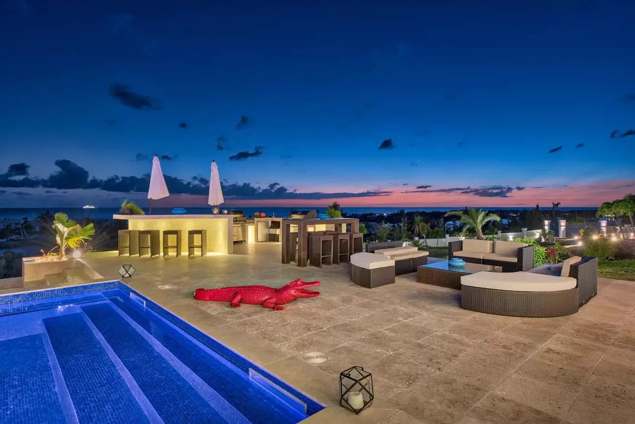 STUNNING LUXURY VILLA WITH SEA SIDE VIEW photo 3