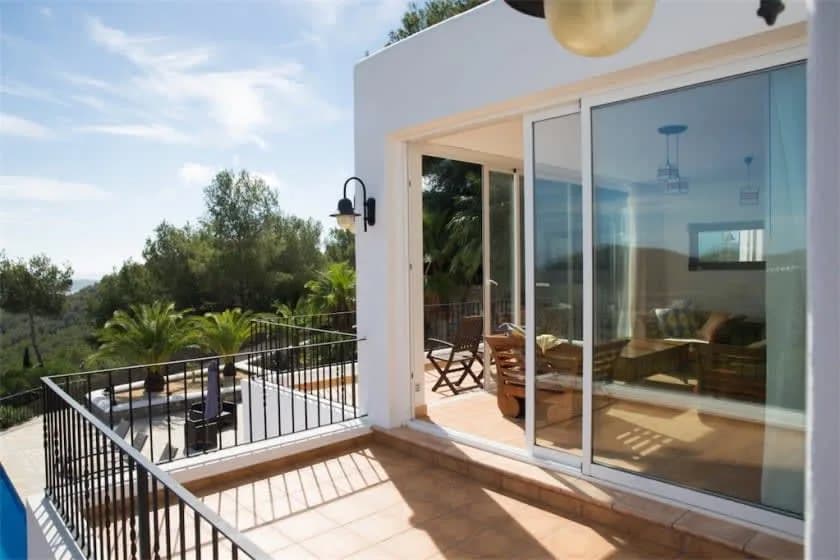 BEAUTIFUL HILLTOP VILLA WITH STUNNING VIEWS photo 5