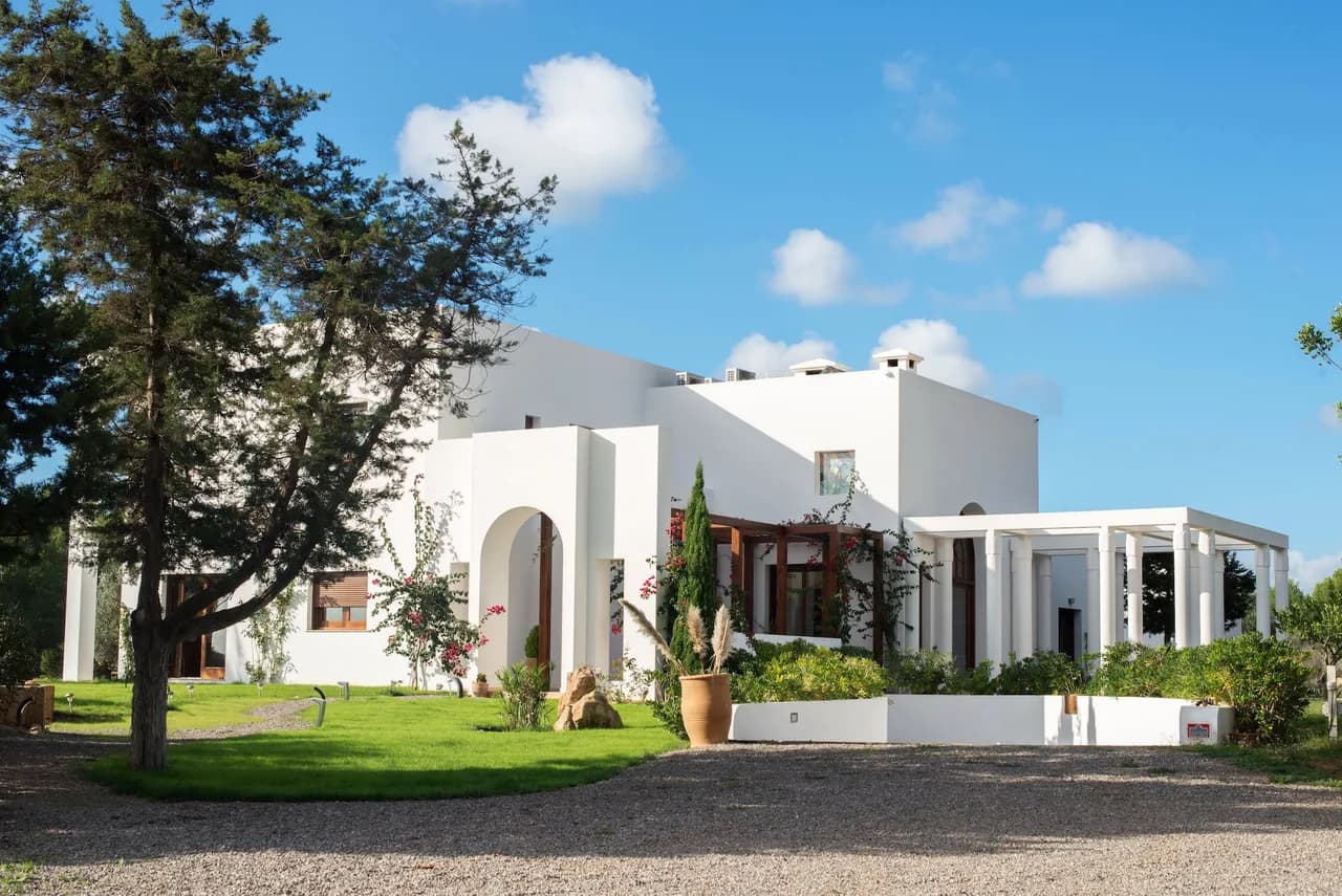 REFRESHING COUNTRYSIDE VILLA photo 3