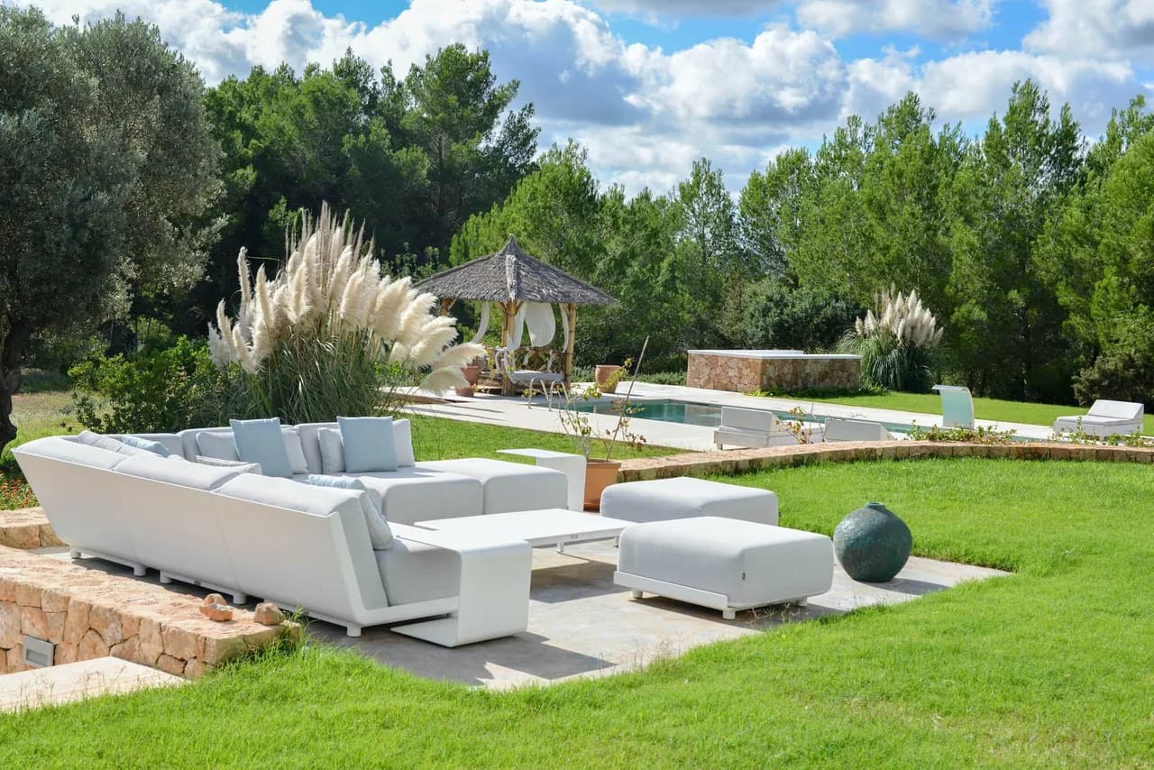 REFRESHING COUNTRYSIDE VILLA photo 4